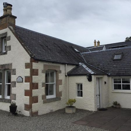 Three-Bedroom Old Cottage Free Parking Inverness Esterno foto